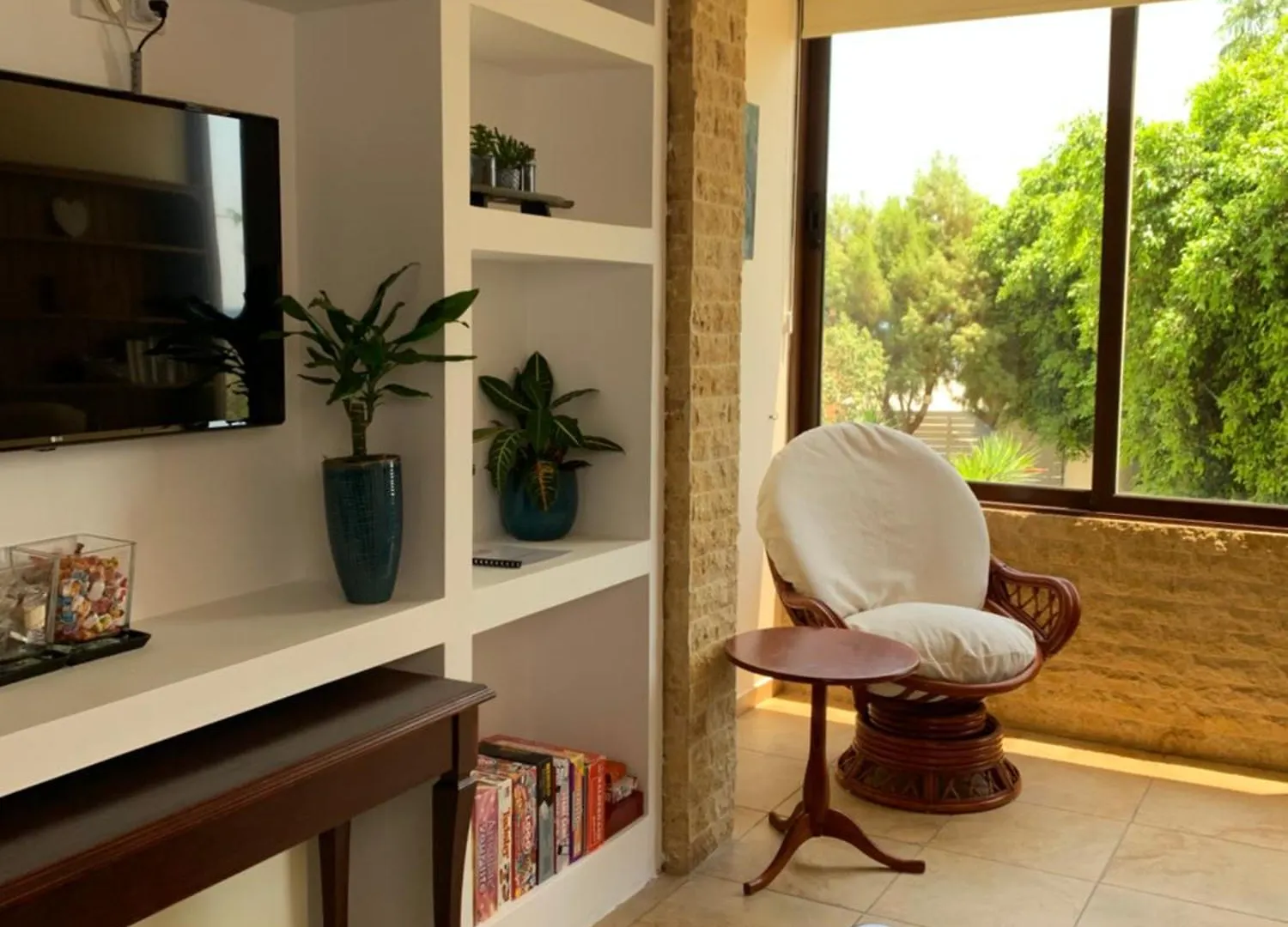 Piale Palms Makenzie Beach Front Apartment, לרנקה דירה
