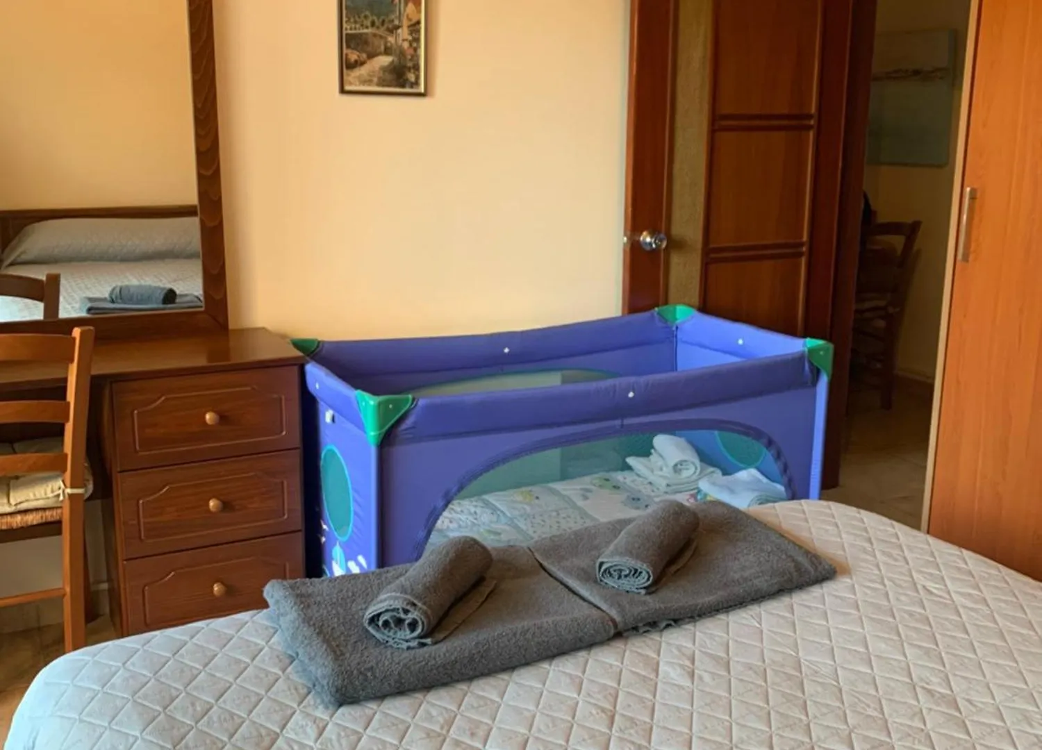 דירה Piale Palms Makenzie Beach Front Apartment, לרנקה