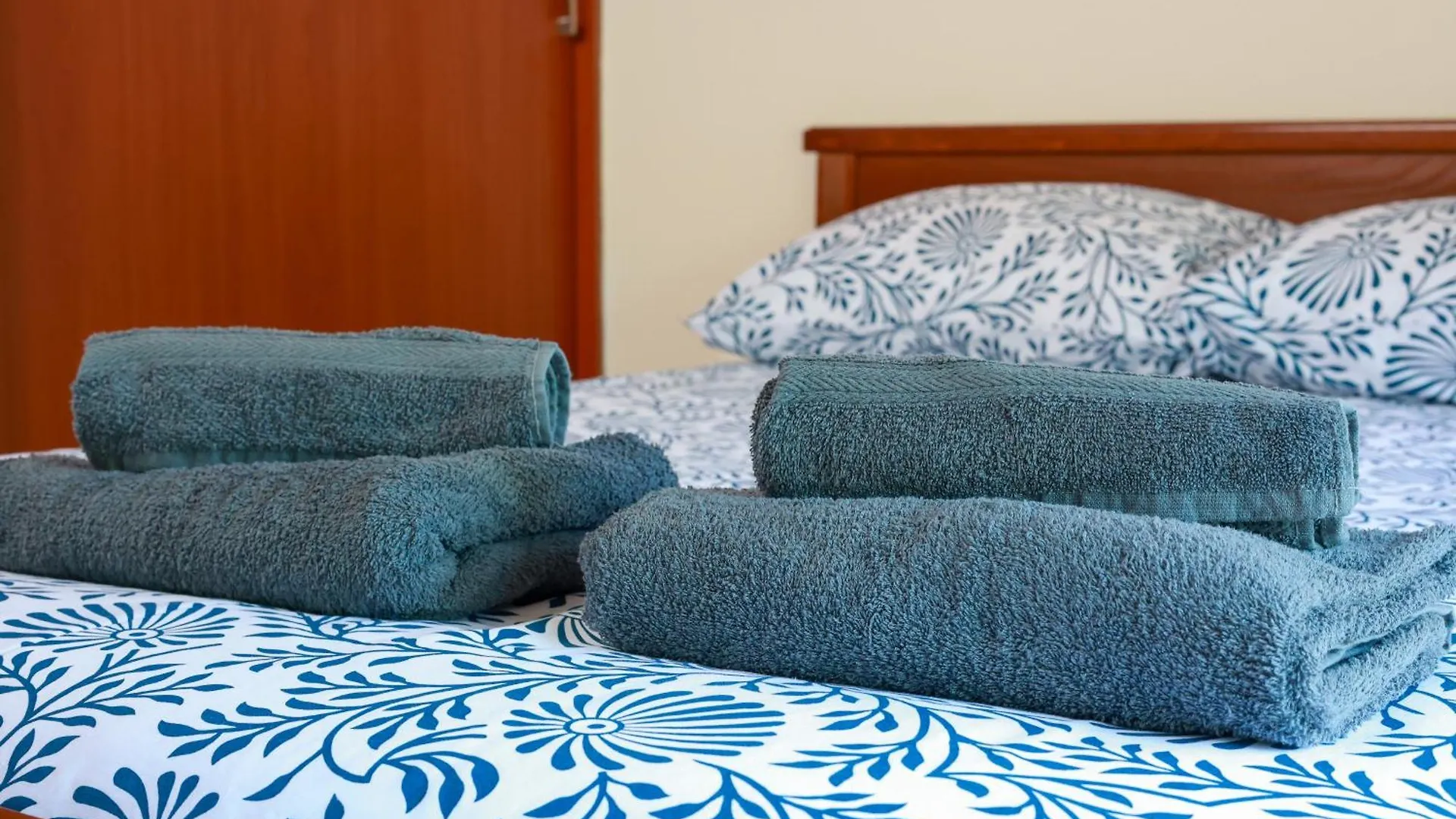 Piale Palms Makenzie Beach Front Apartment, לרנקה קפריסין