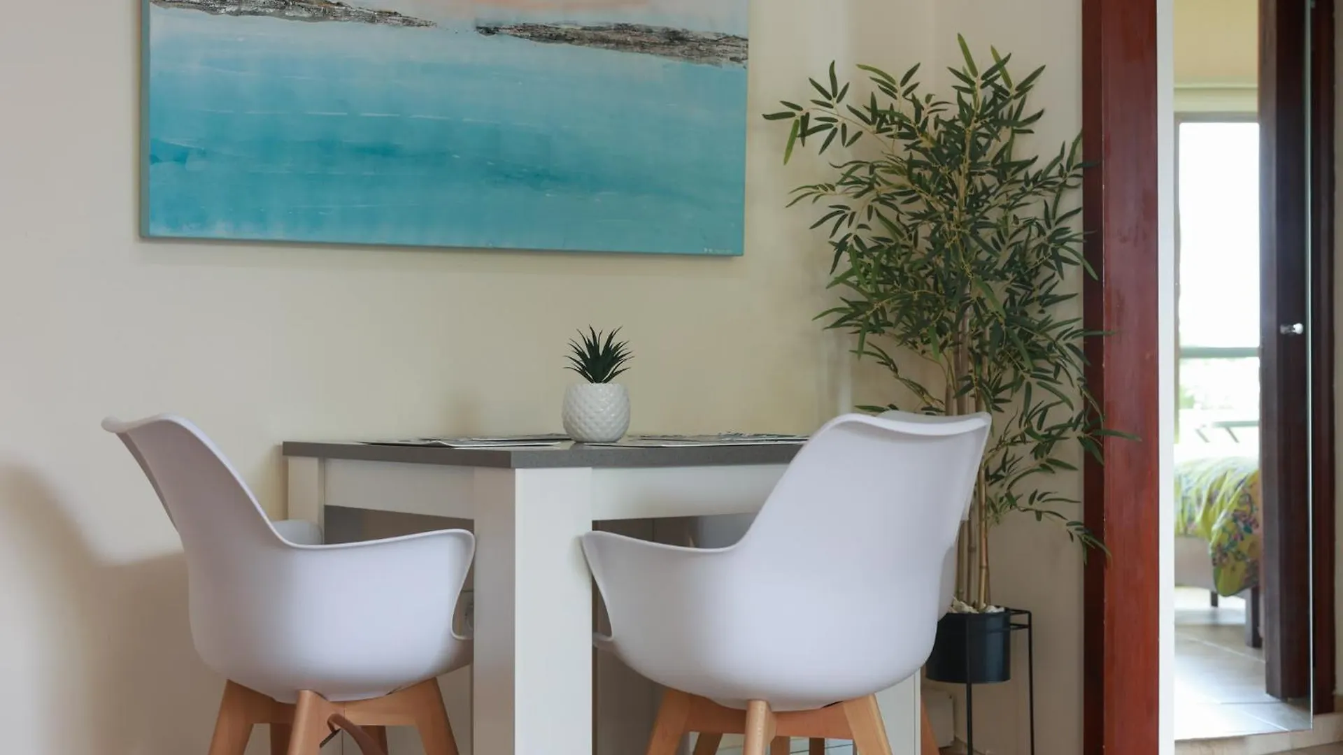 Apartment Piale Palms Makenzie Beach Front Apartment, Larnaca