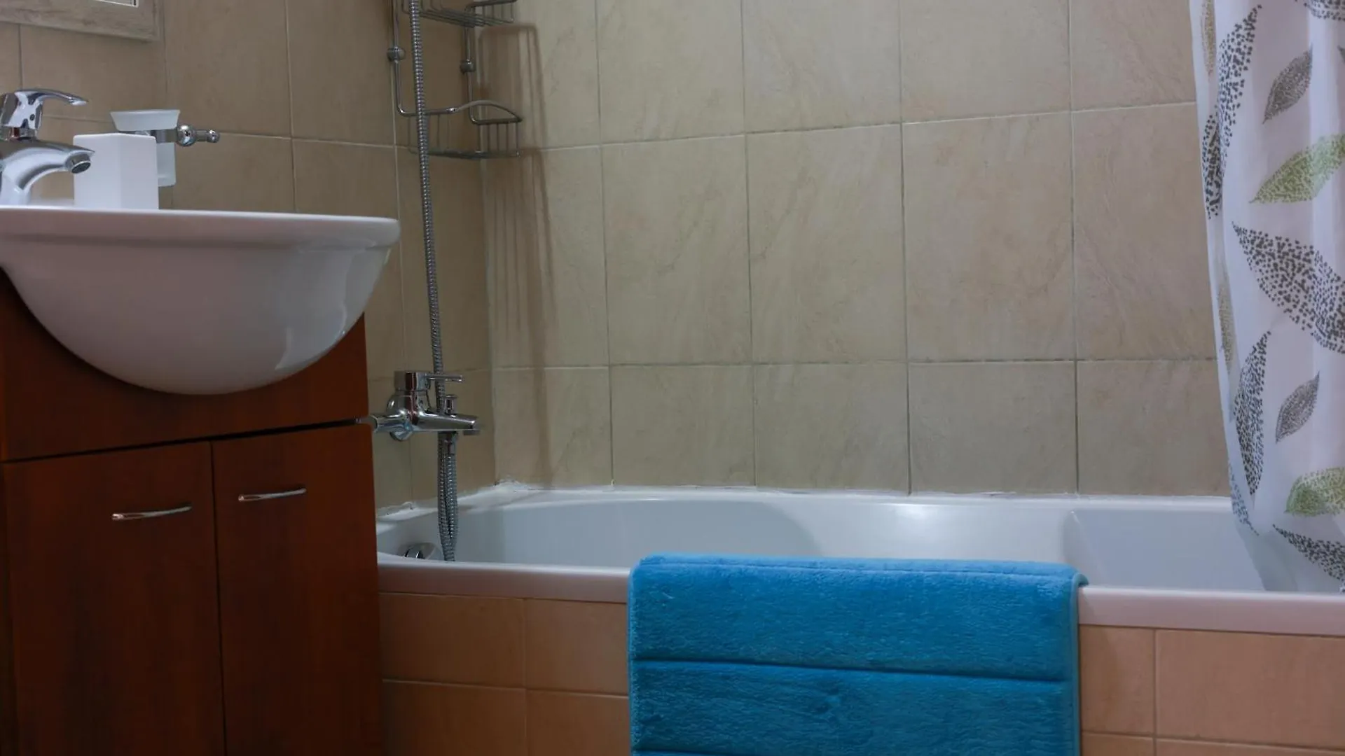Piale Palms Makenzie Beach Front Apartment, Larnaca